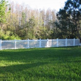Tampa Vinyl Fence Installation